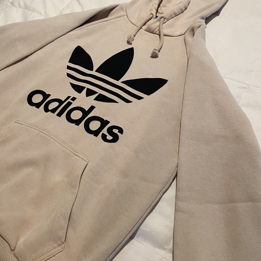 Adidas Trefoil Sweatshirt in Beige